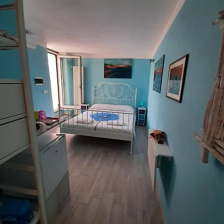 La Stanza Sul Golfo Dei Poeti Гостевой дом